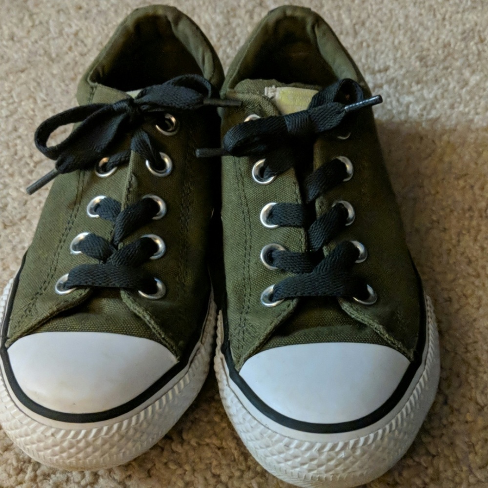 Converse All-star khaki/army green only worn once